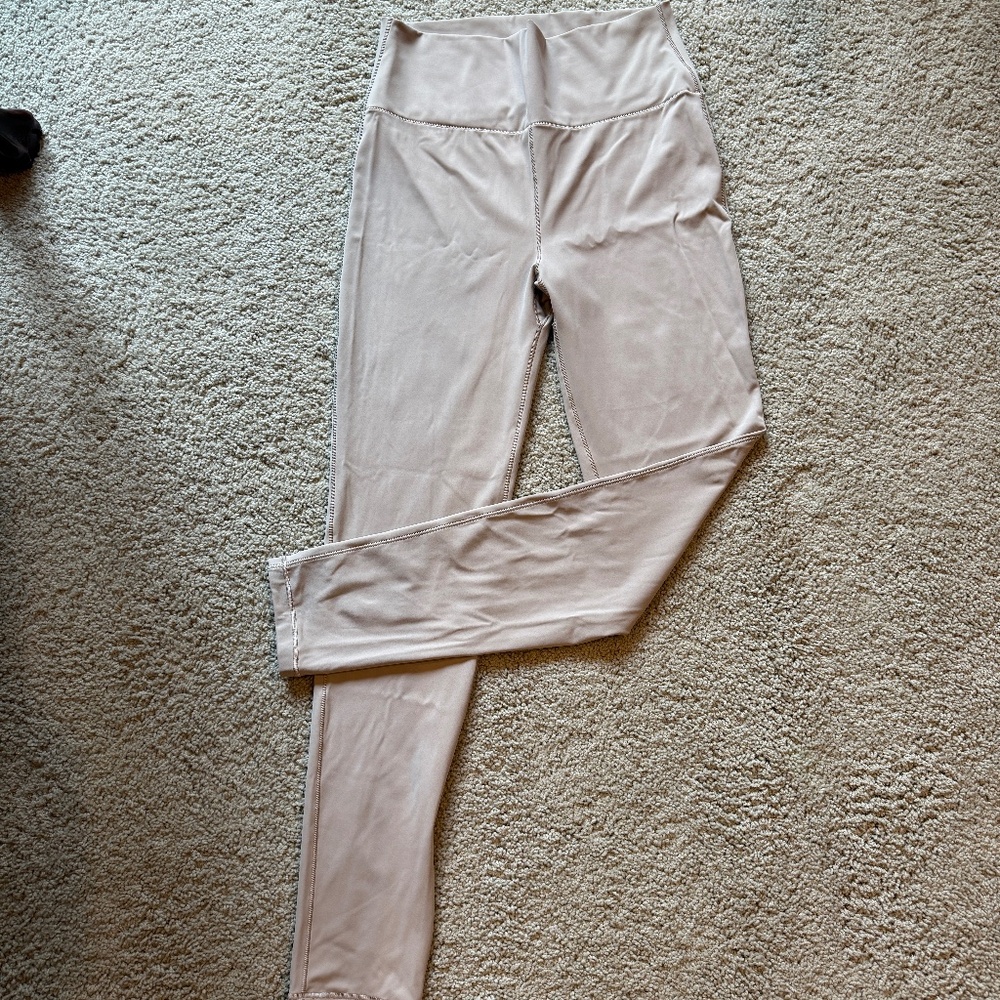 NWOT Zara yoga pants
